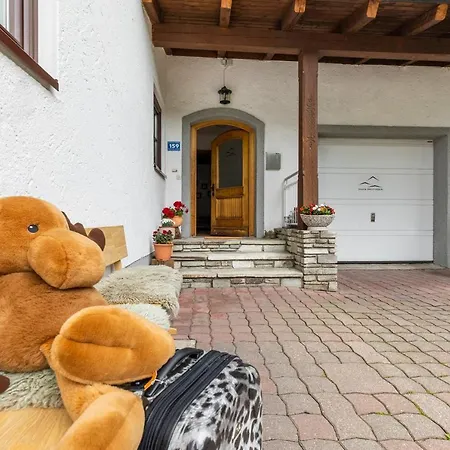 Haus Deutinger Bed & Breakfast