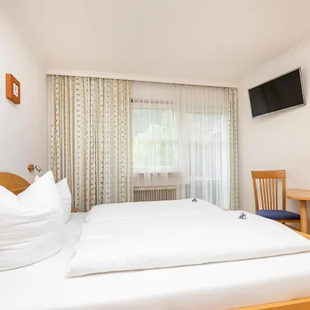 Haus Deutinger לינה וארוחת בוקר פלאכאו