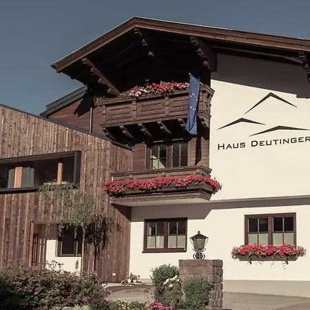 Haus Deutinger 3* Flachau
