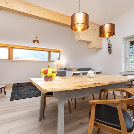 Haus Deutinger Bed & Breakfast