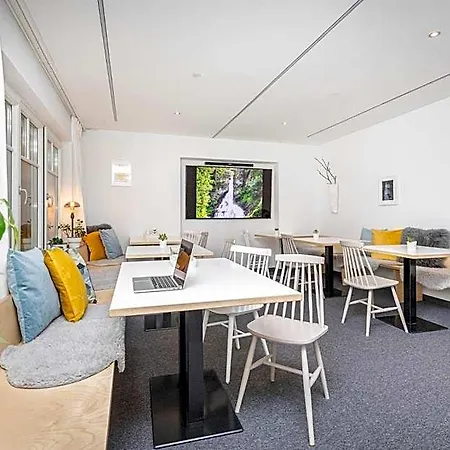 فندق مبيت وإفطار Haus Deutinger 3*
