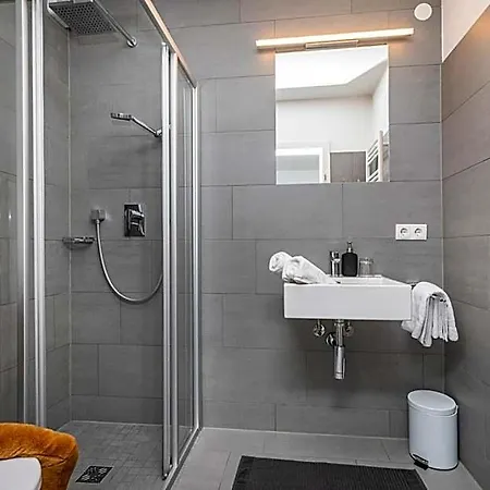 Haus Deutinger فندق مبيت وإفطار فلاخاو