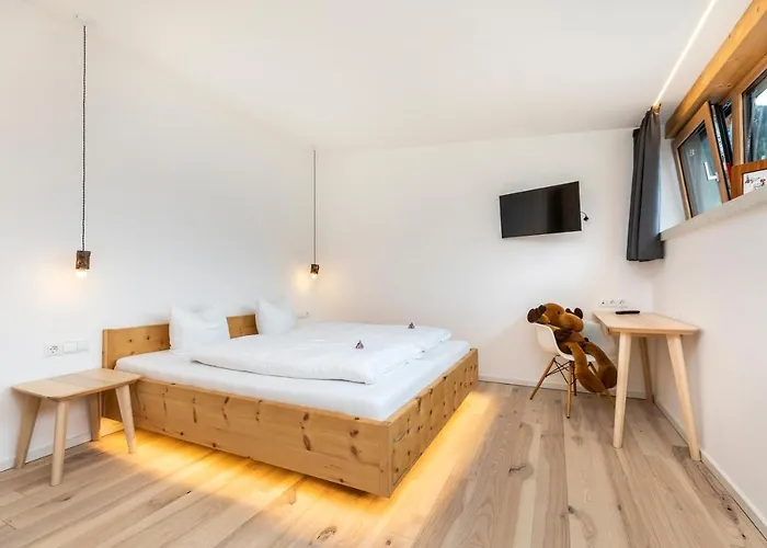 Bed & Breakfast Haus Deutinger 3*